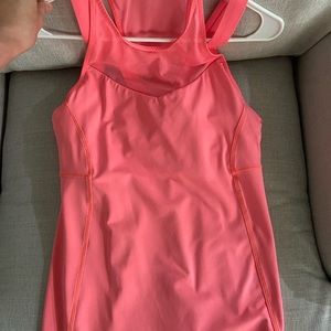 Lululemon Running in the city tank